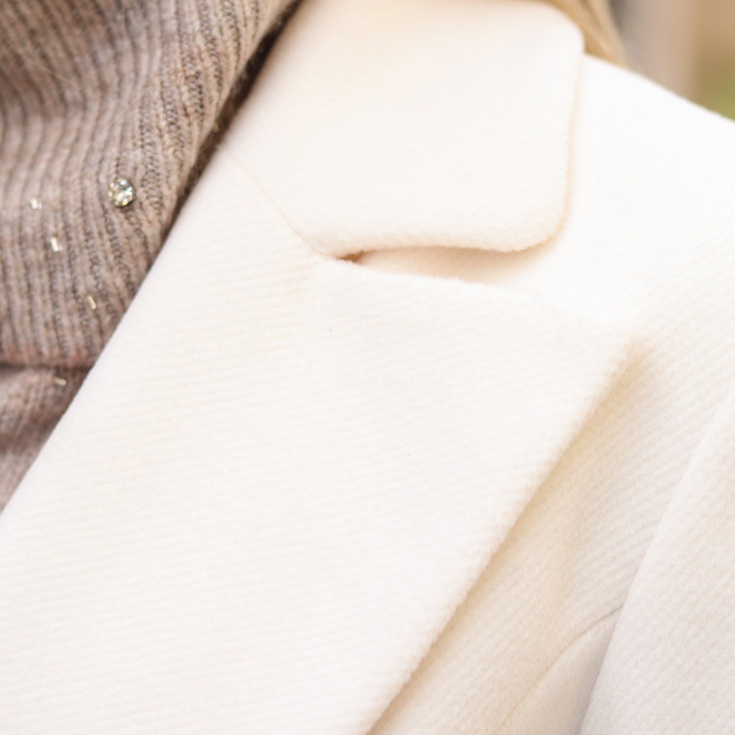 cappotto con cintura logata Gaudì bianco