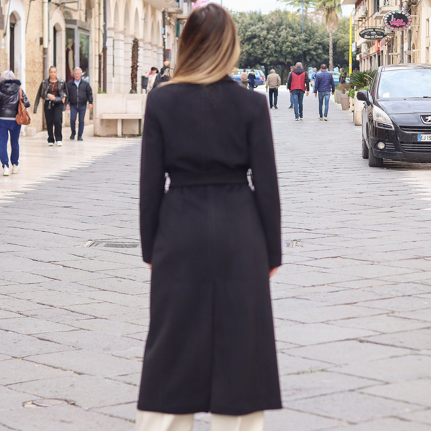 cappotto con cintura logata Gaudì nero