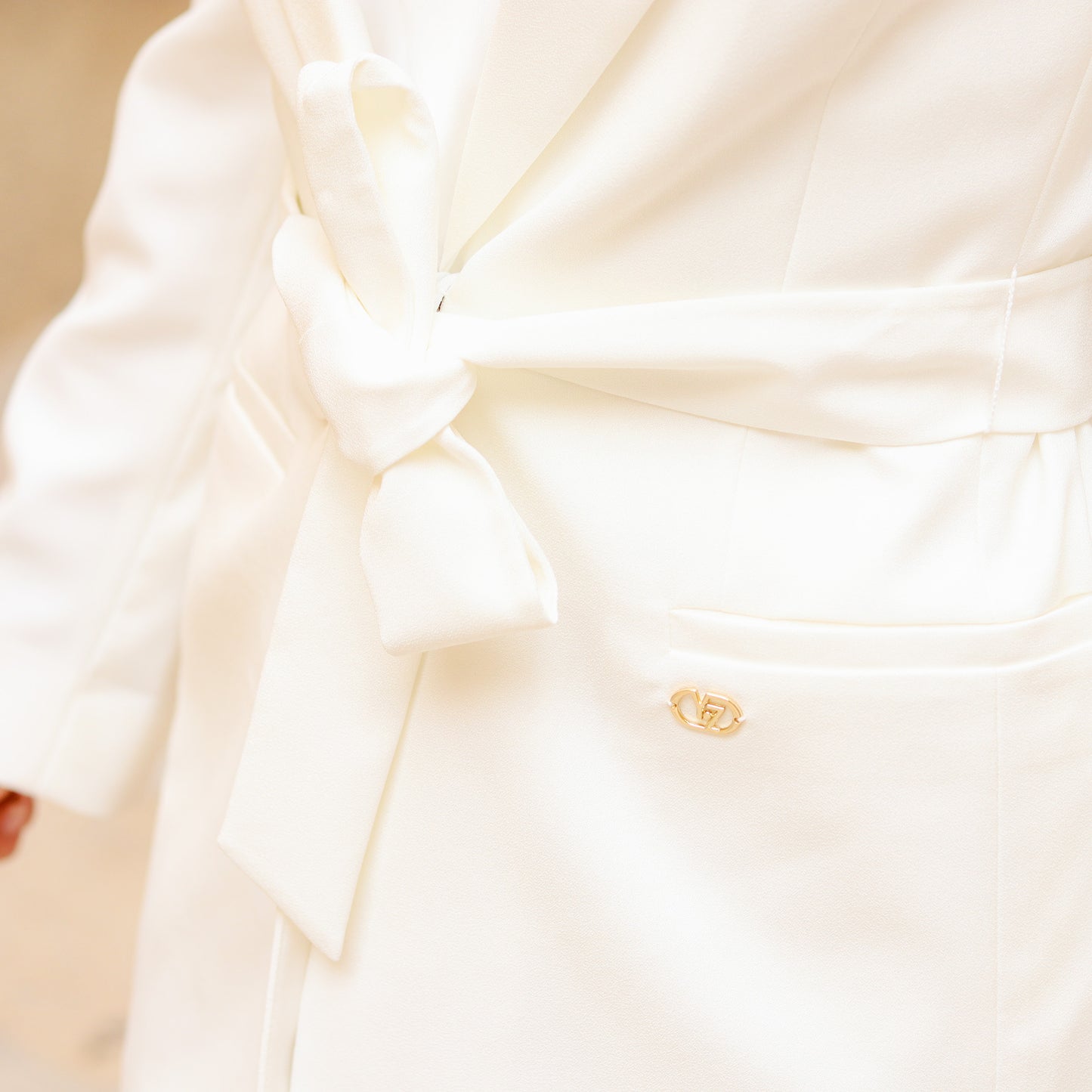 Blazer con cintura in tessuto Yes zee bianco