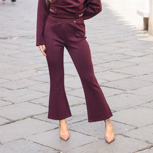 pantaloni cropped da donna con piega cucita