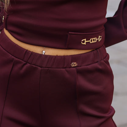pantaloni cropped da donna con piega cucita