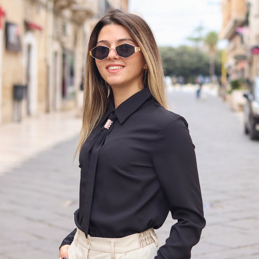 blusa con Cravattino Gaudì nero